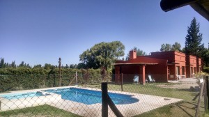 Piscina y solarium